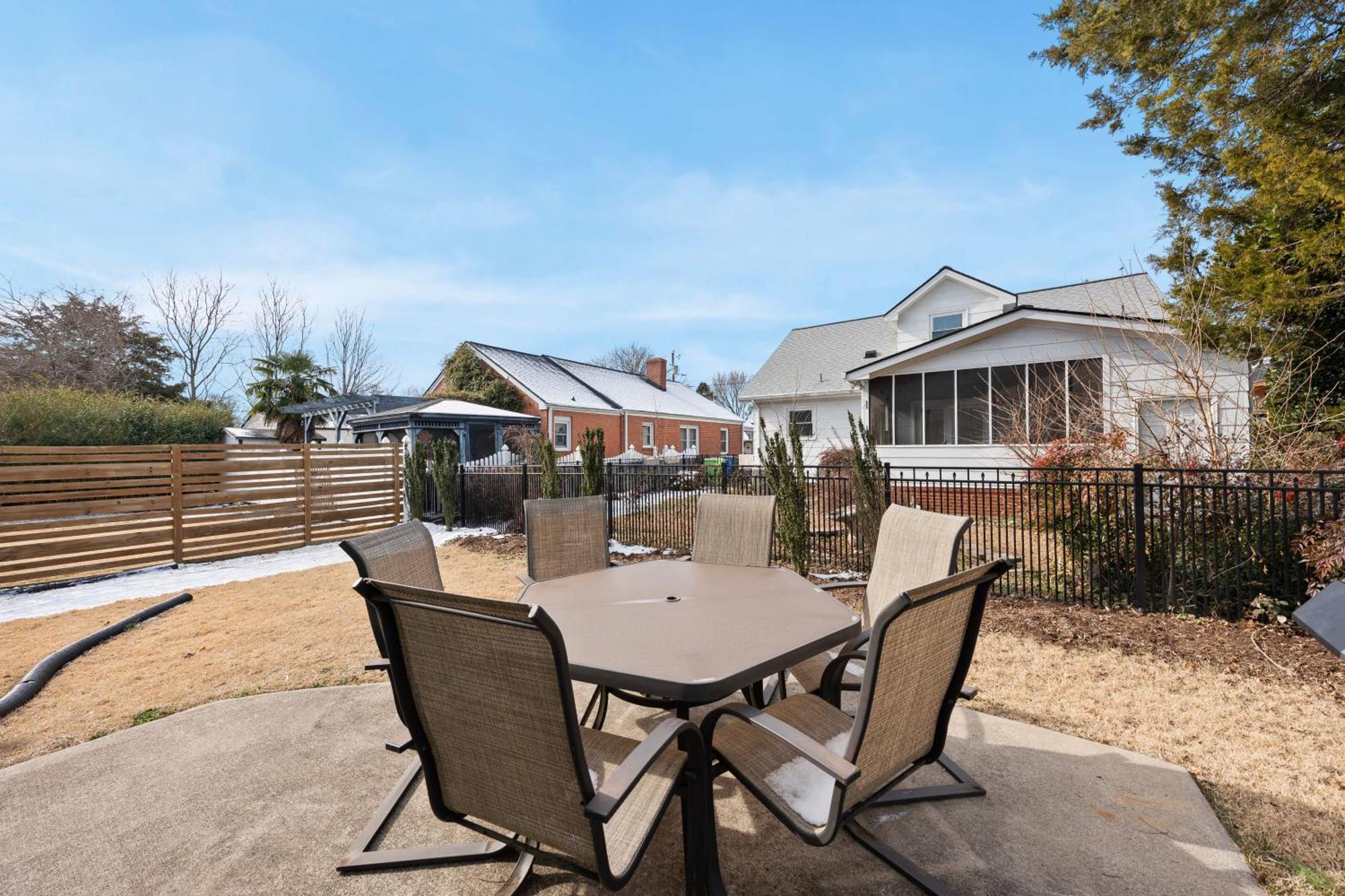 Charming Dt 3-Bed Bungalow With Fenced-In Yard Raleigh Exterior foto