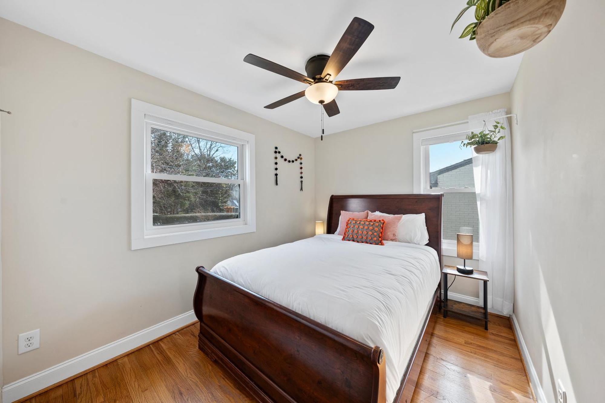 Charming Dt 3-Bed Bungalow With Fenced-In Yard Raleigh Exterior foto