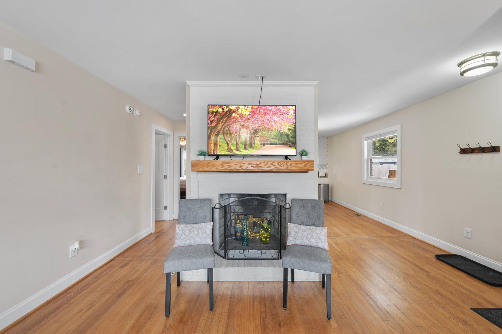 Charming Dt 3-Bed Bungalow With Fenced-In Yard Raleigh Exterior foto