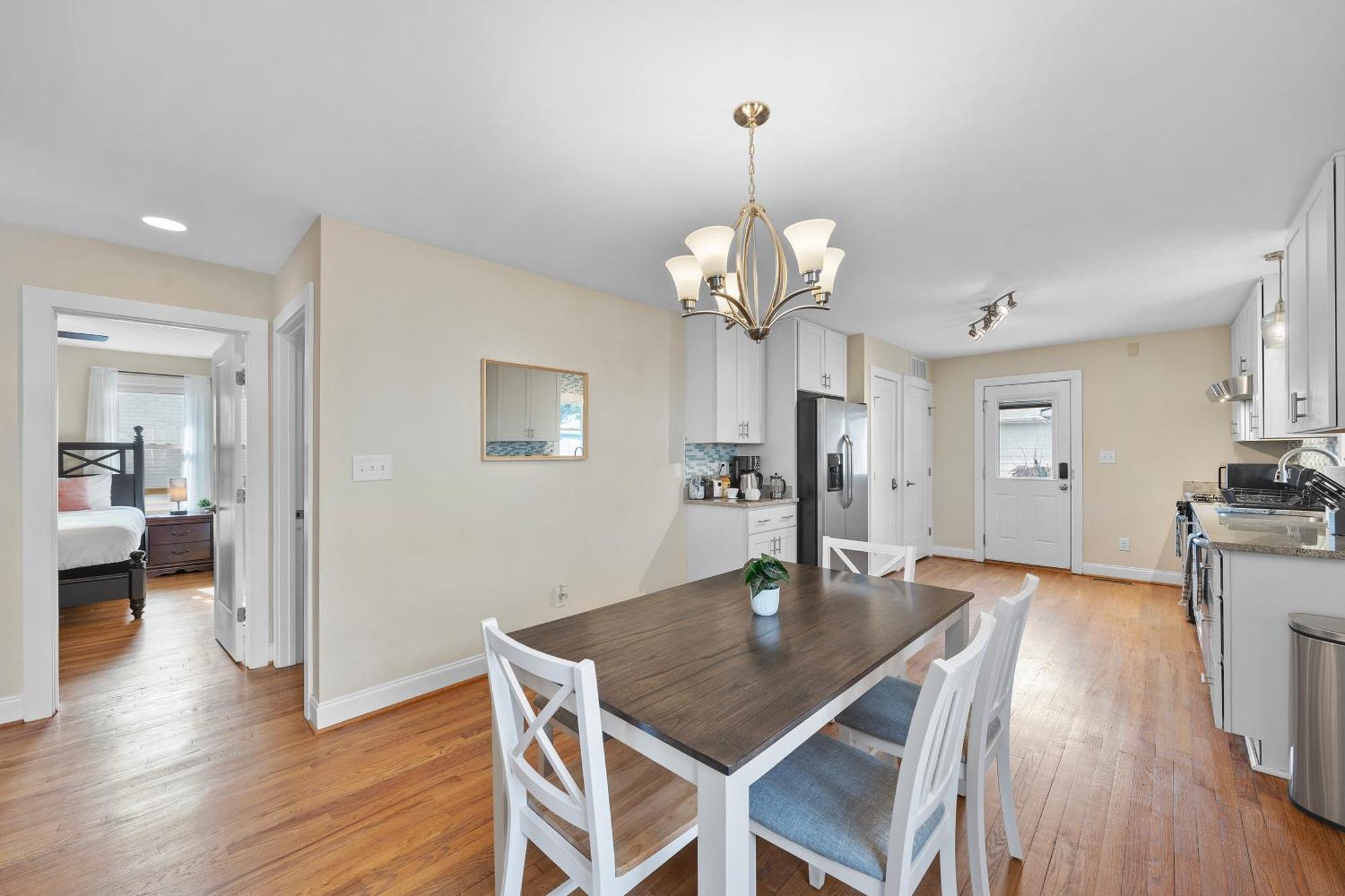 Charming Dt 3-Bed Bungalow With Fenced-In Yard Raleigh Exterior foto